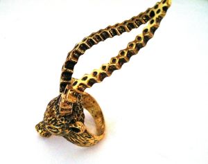 Toques de luxo venda de jóias, semi jóias, bijuterias e acessórios em geral,  anel formato de cervo banho rústico cor dourado7